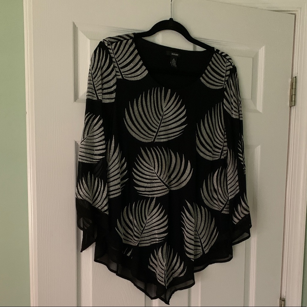 Alfani palm leaf print top